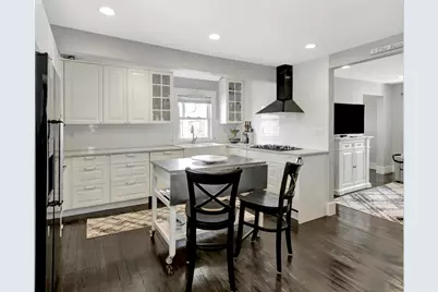 9 C St, Hull, MA 02045 - Photo 1