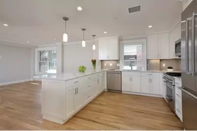 36 Longwood Ave #2, Brookline, MA 02446 - Photo 1