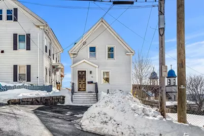 15 Mount Vernon St, Gloucester, MA 01930 - Photo 1