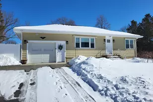 347 Lake St, Haverhill, MA 01832 - Photo 1