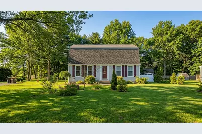 112 North St, Agawam, MA 01001 - Photo 1
