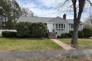 2 Sachem Rd, Peabody, MA 01960 - Photo 1