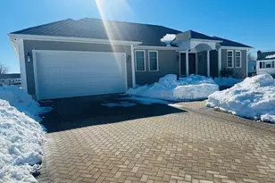 115 River Rd, Somerset, MA 02725 - Photo 1