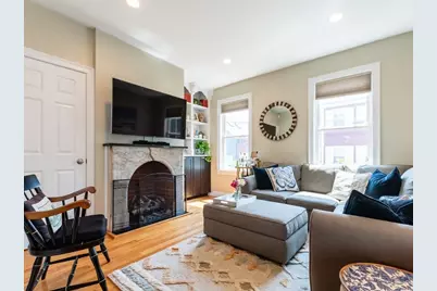 13 Russell St #1, Boston, MA 02129 - Photo 1