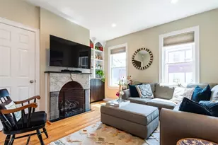 13 Russell St, Boston, MA 02129 - Photo 1
