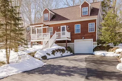 989 Elm St, Somerset, MA 02726 - Photo 1