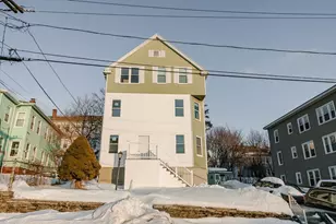 18 Gosnold St, Worcester, MA 01606 - Photo 1