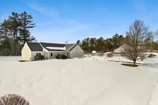 7 Maud Palmer Dr, Wareham, MA 02571 - Photo 1