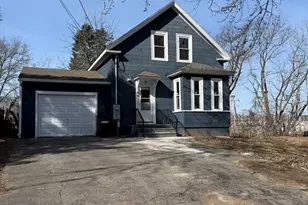 29 Bradstreet Ave, Haverhill, MA 01835 - Photo 1