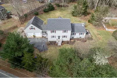 40 Fosdick, Carver, MA 02330 - Photo 1