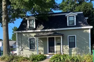 53 Hawthorn St, Newton, MA 02458 - Photo 1