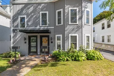 10 Wakefield Ave #B, Wakefield, MA 01880 - Photo 1