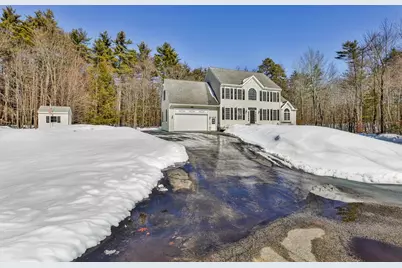 8 Casie Ln, Pepperell, MA 01463 - Photo 1