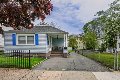 87 Adams St, New Bedford, MA 02746 - Photo 1