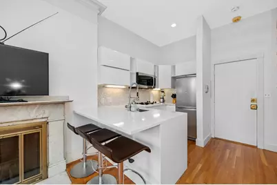 235 Beacon Street #8, Boston, MA 02116 - Photo 1