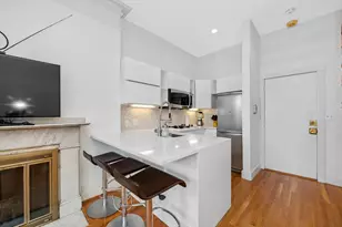 235 Beacon St, Boston, MA 02116 - Photo 1