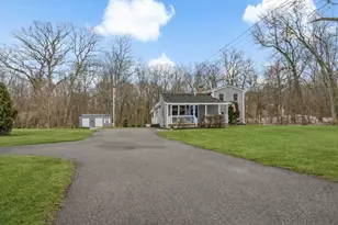 702 Arcade Ave, Seekonk, MA 02771 - Photo 1
