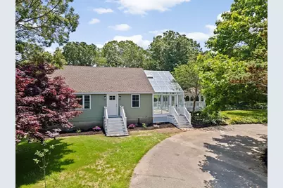 38 Siasconset Dr, Bourne, MA 02562 - Photo 1
