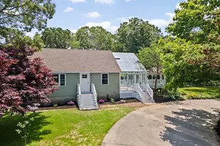 38 Siasconset Dr, Bourne, MA 02562 - Photo 1