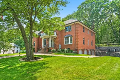 282 High Street, Winchester, MA 01890 - Photo 1