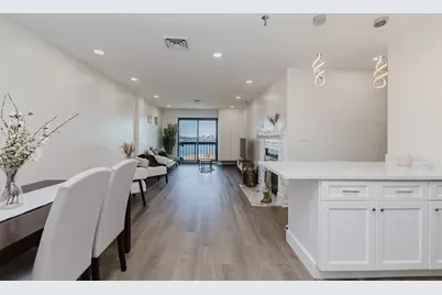 90 Quincy Shore Dr #803, Quincy, MA 02171 - Photo 1