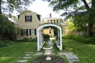 24 Warren, Salem, MA 01970 - Photo 1