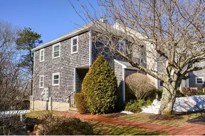 5 Harbor Hill Dr #5, Bourne, MA 02532 - Photo 1