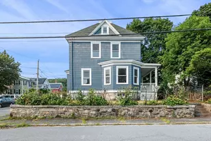 83 Arnold St, Methuen, MA 01844 - Photo 1