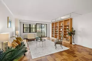 2 Hawthorne Pl, Boston, MA 02114 - Photo 1