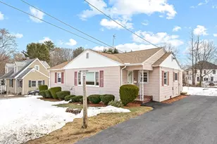 65 Arthur St, Methuen, MA 01844 - Photo 1