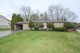 26 Valley View Rd, Leominster, MA 01453 - Photo 1