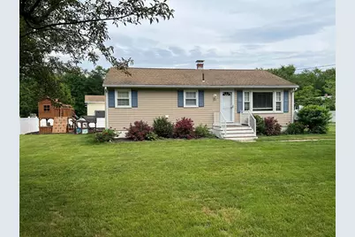 822 Shea St, Fitchburg, MA 01420 - Photo 1