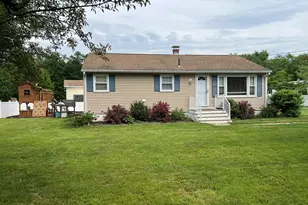 822 Shea St, Fitchburg, MA 01420 - Photo 1