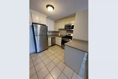 82 Boylston Lane #18, Lowell, MA 01852 - Photo 1