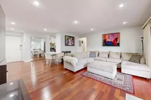 383 Langley Rd, Newton, MA 02459 - Photo 1