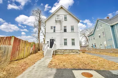 35 Newcomb Pl #2, Taunton, MA 02780 - Photo 1