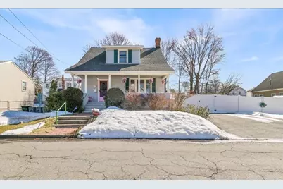 22 Blueridge Ave, Saugus, MA 01906 - Photo 1