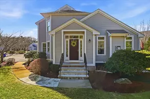 8 Country Cir, Norton, MA 02766 - Photo 1
