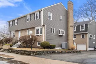 1 Circuit Ln, Watertown, MA 02472 - Photo 1