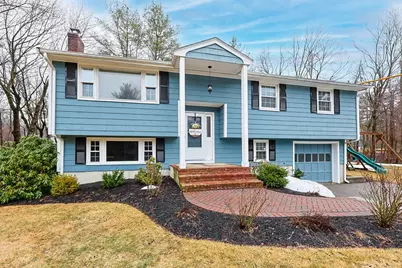 5 Jackson Dr, Walpole, MA 02071 - Photo 1