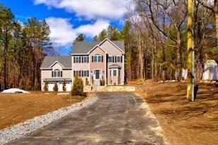 344B Hampshire Rd, Methuen, MA 01844 - Photo 1