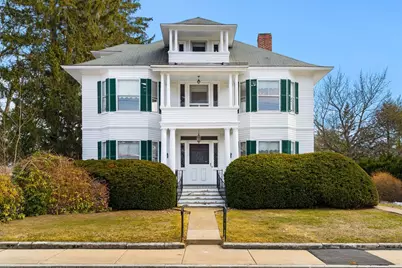 118 Sanders Ave, Lowell, MA 01851 - Photo 1