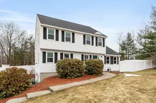 27 Merrimac Dr, Pepperell, MA 01463 - Photo 1