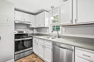 29 Arlington Rd, Woburn, MA 01801 - Photo 1
