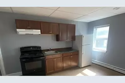 1170 Main St #4, Brockton, MA 02301 - Photo 1