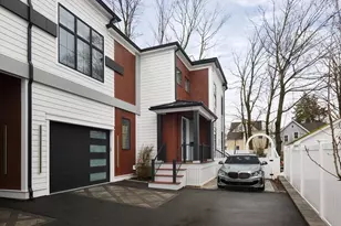 34 Lincoln St, Needham, MA 02492 - Photo 1