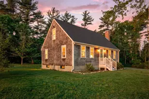 151 Walnut Plain Rd, Rochester, MA 02770 - Photo 1