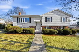 79 W Park Dr, Wakefield, MA 01880 - Photo 1