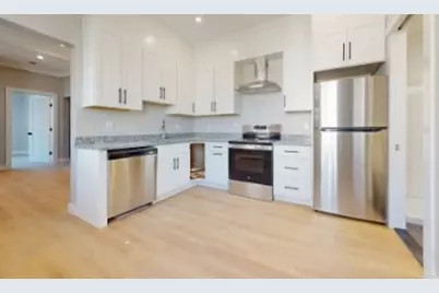 61 Dartmouth Street #4, Waltham, MA 02543 - Photo 1