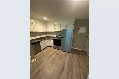 655 W. Lowell #7, Haverhill, MA 01832 - Photo 1